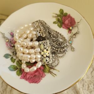 Gorgeous AB Rhinestone and Baroque Pearl Bracelet/Earrings Set